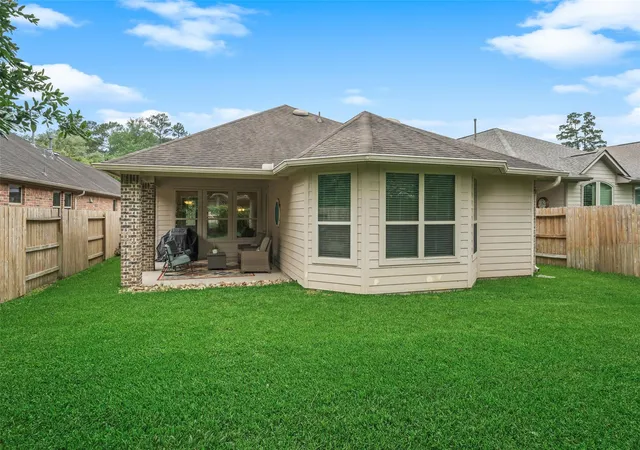 Photo 32 of Single family home for sale at 142 Elderberry Trl, Montgomery, TX 77316 | MLS# 73583640 | Listing updated on 2026-08-30