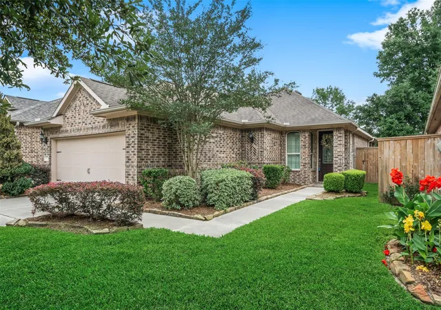 Photo 2 of Single family home for sale at 142 Elderberry Trl, Montgomery, TX 77316 | MLS# 73583640 | Listing updated on 2026-08-30