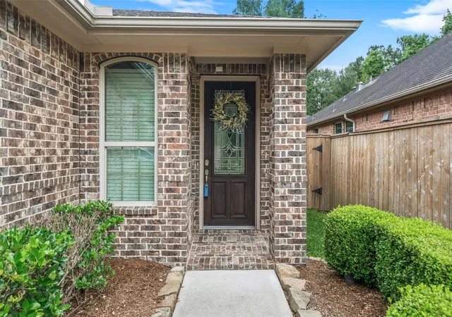 Photo 3 of Single family home for sale at 142 Elderberry Trl, Montgomery, TX 77316 | MLS# 73583640 | Listing updated on 2026-08-30