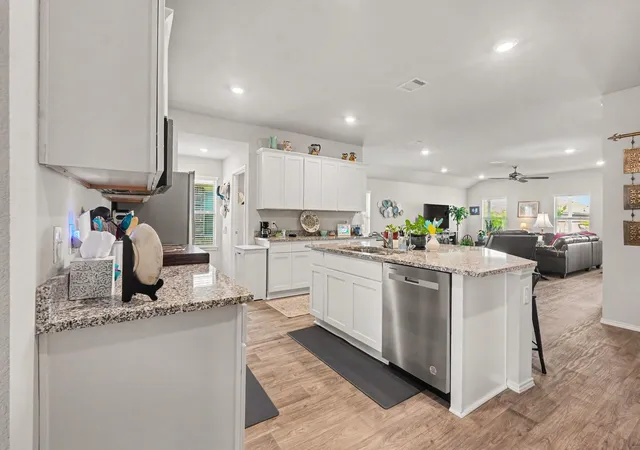 Photo 3 of Single family home for sale at 2403 Divot Ln, Navasota, TX 77868 | MLS# 88533763 | Listing updated on 2026-10-08