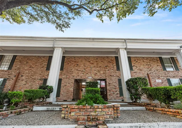13th image of 5343 Richmond Ave #30, Houston, TX 77056 | MLS# 38892644