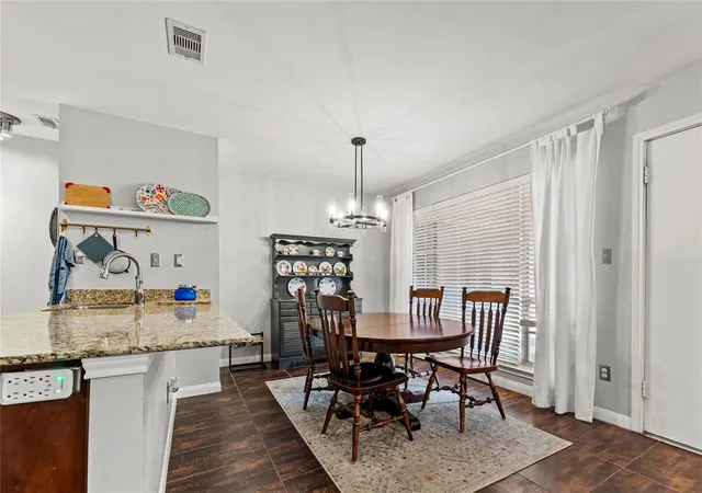 5th image of 5343 Richmond Ave #30, Houston, TX 77056 | MLS# 38892644