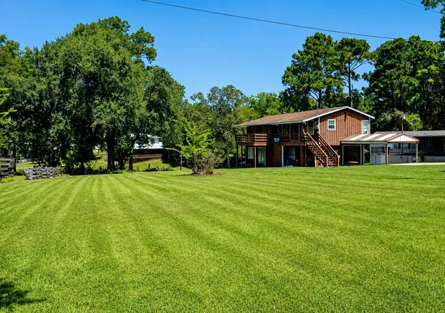 Photo 3 of Single family home for sale at 242 Lamenda Ave, Livingston, TX 77351 | MLS# 29550918 | Listing updated on 2026-08-30