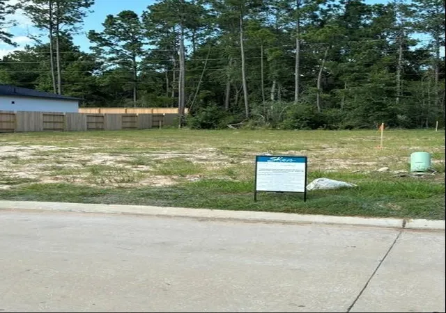 Photo 2 of Single family home for sale at 15711 Hoptree Hts Ln, Conroe, TX 77302 | MLS# 86890542 | Listing updated on 2026-09-11