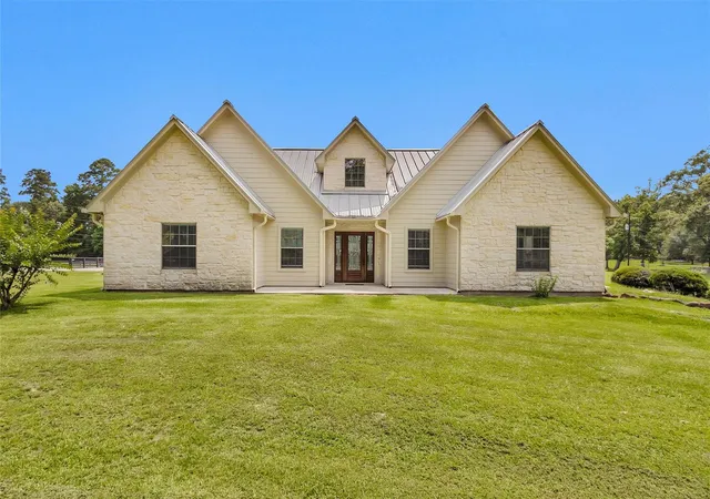 Homes for sale in Conroe, TX | 11426 Willis Waukegan Rd, Conroe, TX 77303 | MLS# 2320401