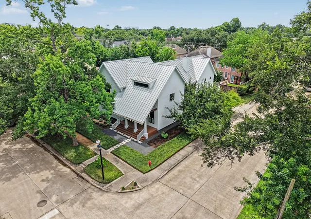 Homes for sale in West University Place, TX | 4153 Oberlin St, West University Place, TX 77005 | MLS# 38744080