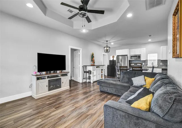 Photo 4 of Single family home for sale at 702 Ghinaudo Rd, Brazoria, TX 77422 | MLS# 74800807 | Listing updated on 2026-07-23