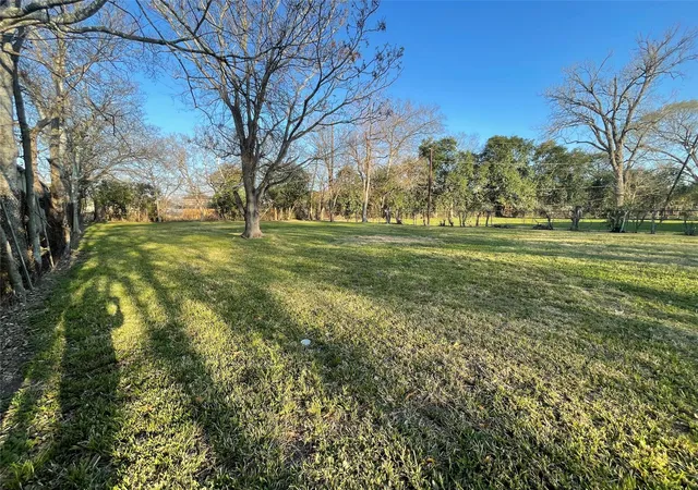 3rd image of 6401 Kassarine Pass, Houston, TX 77033 | MLS# 84038940