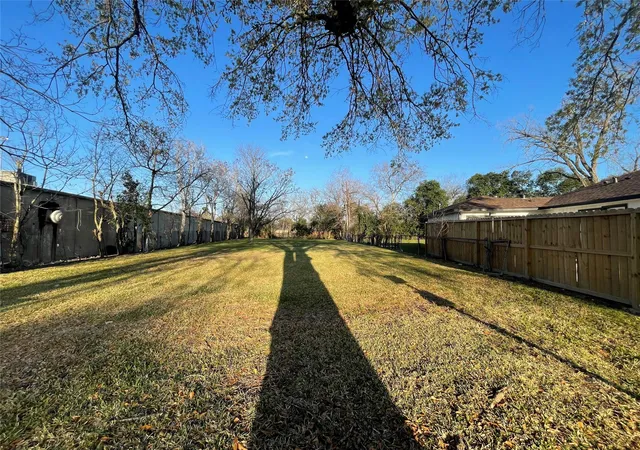 6th image of 6401 Kassarine Pass, Houston, TX 77033 | MLS# 84038940