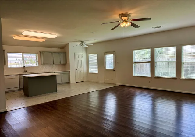 Photo 3 of Single family home for sale at 2210 Tremont Trail Ln, Katy, TX 77450 | MLS# 65138156 | Listing updated on 2026-08-28