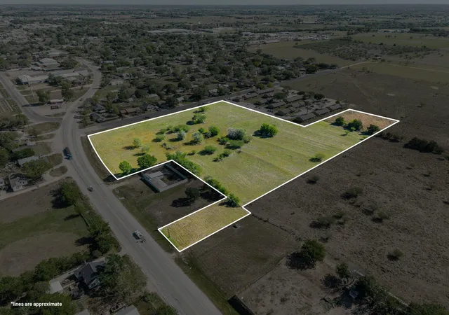Photo 3 of Land for sale at Tbd Us Hwy 77, Schulenburg, TX 78956 | MLS# 42073082 | Listing updated on 2026-04-14