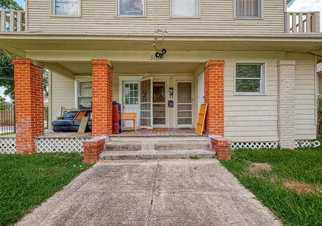2nd image of 301 Grace St #4, Houston, TX 77003 | MLS# 54690027