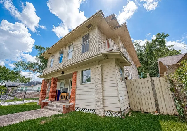7th image of 301 Grace St #4, Houston, TX 77003 | MLS# 54690027