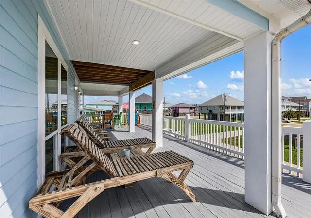 Photo 2 of Single family home for sale at 839 Eastview, Port Bolivar, TX 77650 | MLS# 60152235 | Listing updated on 2026-08-18