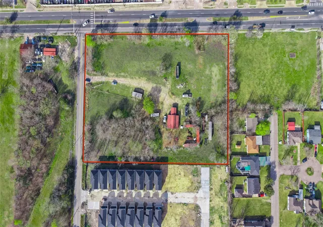 Photo 2 of Sale Pending at 10717 Cullen Blvd, Houston, TX 77047 | MLS# 42000406 | Listing updated on 2026-10-06