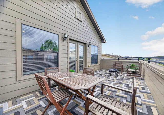 2nd image of 2611 Riverside Dr #C, Houston, TX 77004 | MLS# 59277829