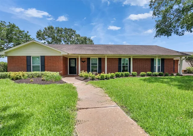 1st image of 2606 Finney Vallet Rd, Rosenberg, TX 77471 | MLS# 37092712