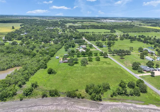 3rd image of 2606 Finney Vallet Rd, Rosenberg, TX 77471 | MLS# 37092712