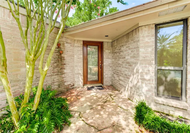 Photo 2 of Sale Pending at 3831 Wood Stone Walk Dr, Houston, TX 77084 | MLS# 94131234 | Listing updated on 2026-09-03