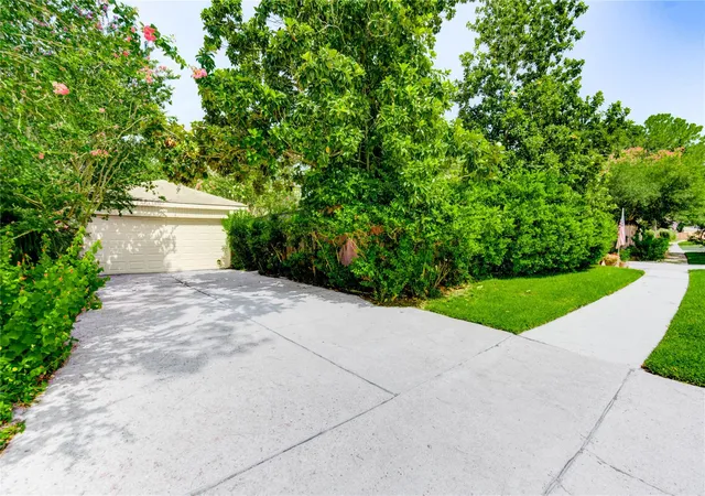 Photo 3 of Sale Pending at 3831 Wood Stone Walk Dr, Houston, TX 77084 | MLS# 94131234 | Listing updated on 2026-09-03