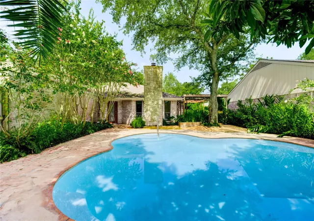 Photo 3 of Sale Pending at 3831 Wood Stone Walk Dr, Houston, TX 77084 | MLS# 94131234 | Listing updated on 2026-09-03