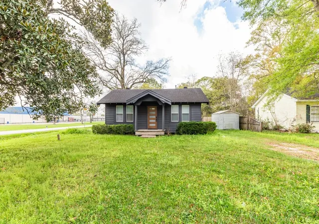 1st image of 8265 Mclean St, Beaumont, TX 77707 | MLS# 17291355