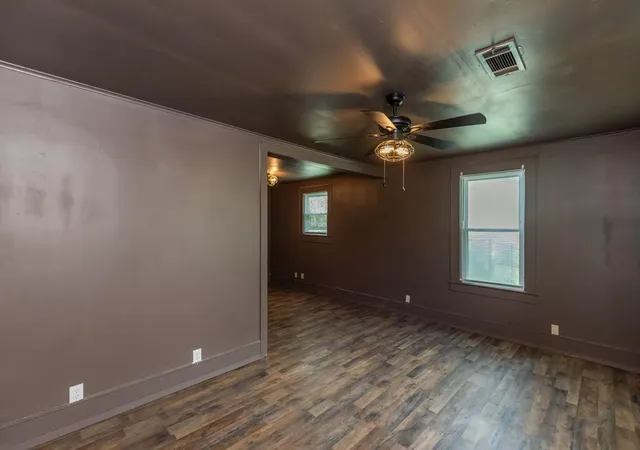 4th image of 8265 Mclean St, Beaumont, TX 77707 | MLS# 17291355
