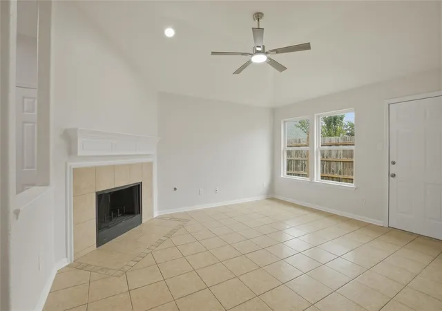 3rd image of 4754 Chisholm Holw, Fresno, TX 77545 | MLS# 5336039