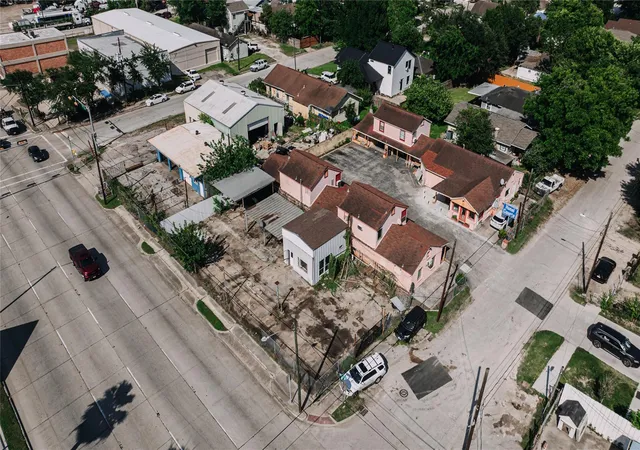 16th image of 1714 Wayside Dr, Houston, TX 77011 | MLS# 3512840