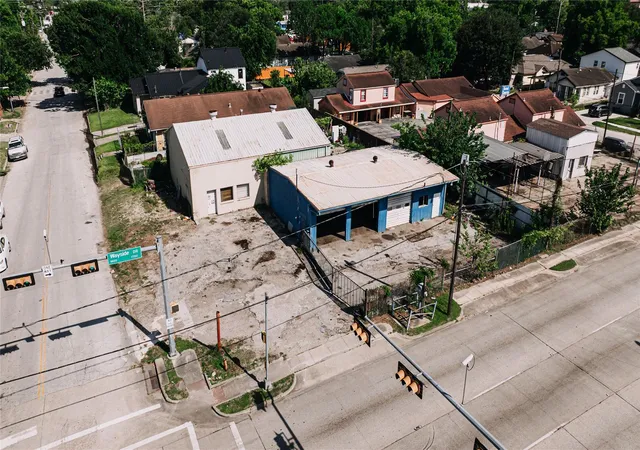 4th image of 1714 Wayside Dr, Houston, TX 77011 | MLS# 3512840