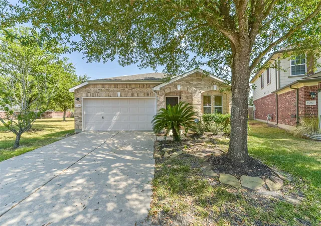 Photo 2 of Single family home for sale at 15306 Boulder Hollow Ln, Cypress, TX 77429 | MLS# 53249975 | Listing updated on 2026-09-20