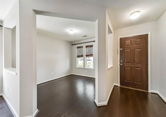 Photo 4 of Single family home for sale at 15306 Boulder Hollow Ln, Cypress, TX 77429 | MLS# 53249975 | Listing updated on 2026-09-20