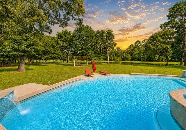 2nd image of 26480 Saddle Horn Dr, Waller, TX 77484 | MLS# 15264260