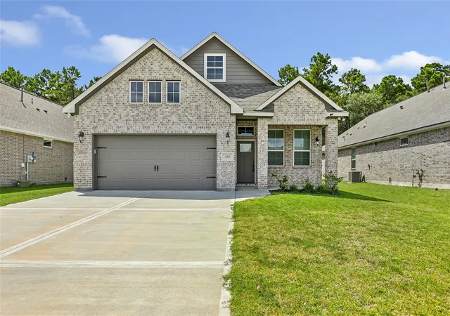 Photo 1 of Single family home for sale at 525 Little Spring Ct, Anahuac, TX 77514 | MLS# 93008945 | Listing updated on 2026-09-16