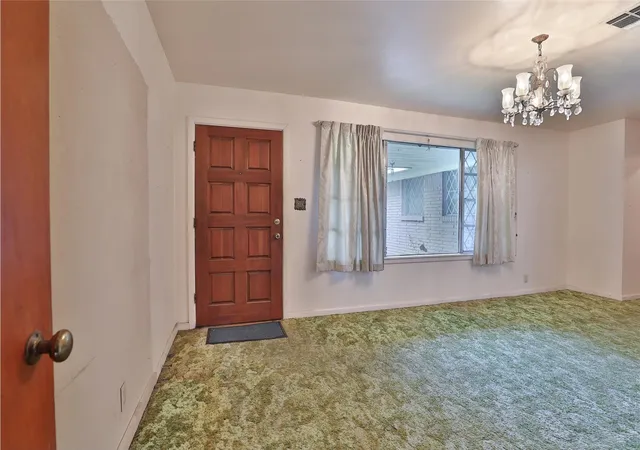 5th image of 851 Sara Rose St, Houston, TX 77018 | MLS# 26877810