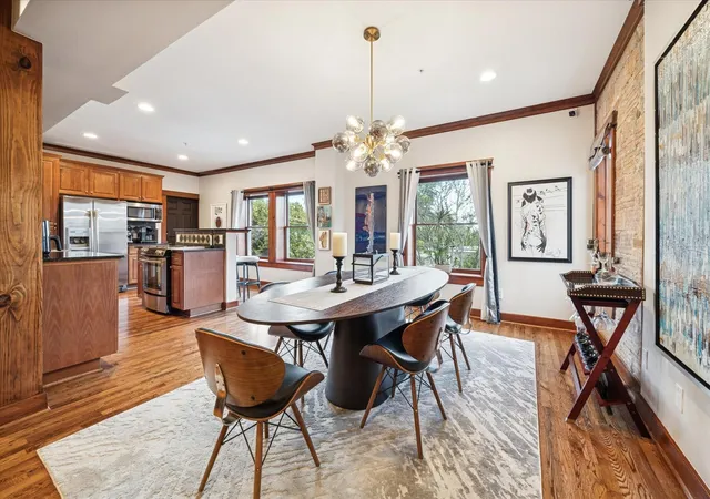 Listing Photo 5 - Condo for sale in building located at 215 W Norma St, Houston, TX 77009 - Unit #301
