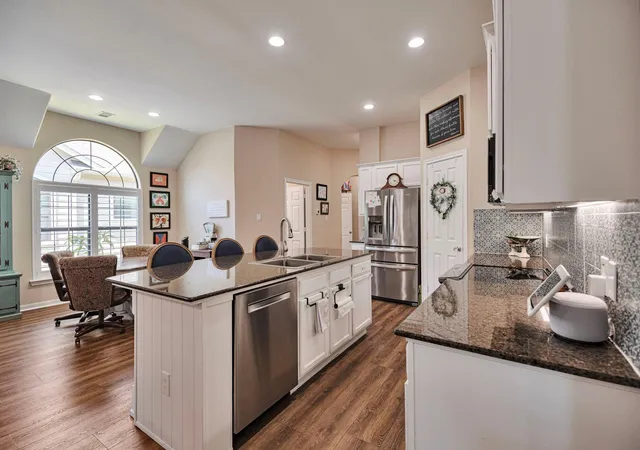 Photo 4 of Townhouse for sale at 12503 Ravensway Ctr Dr #410, Cypress, TX 77429 | MLS# 21220493 | Listing updated on 2026-09-21