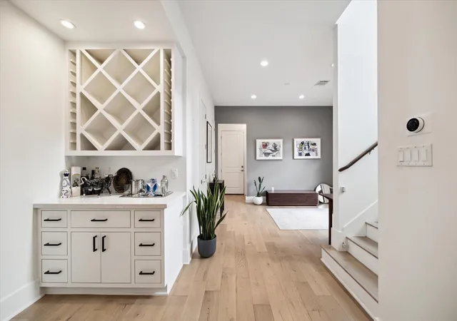 Photo 3 of Single family home for sale at 823 Aurora St, Houston, TX 77009 | MLS# 37656589 | Listing updated on 2026-08-27