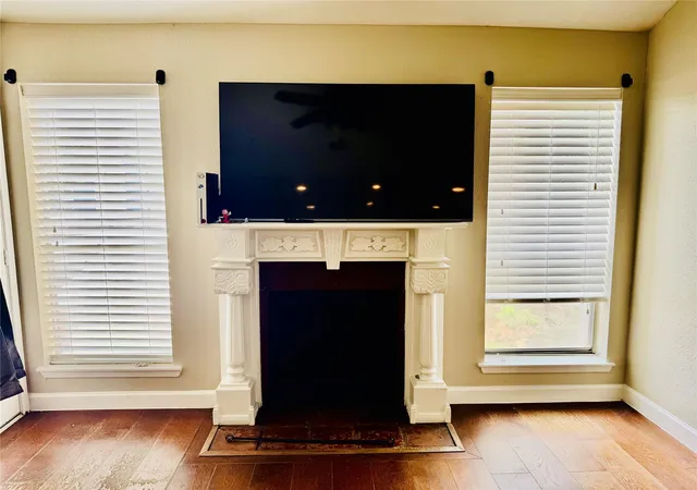 4th image of 10202 Forum Park Dr #242, Houston, TX 77036 | MLS# 57596604