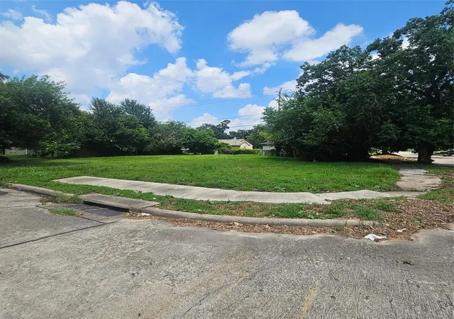 Photo 1 of Land for sale at 6653 Winton St, Houston, TX 77021 | MLS# 56199538 | Listing updated on 2026-07-11