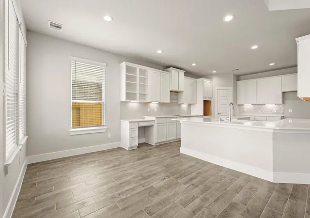 5th image of 4523 Whisperwood Dr, Rosenberg, TX 77471 | MLS# 45242732