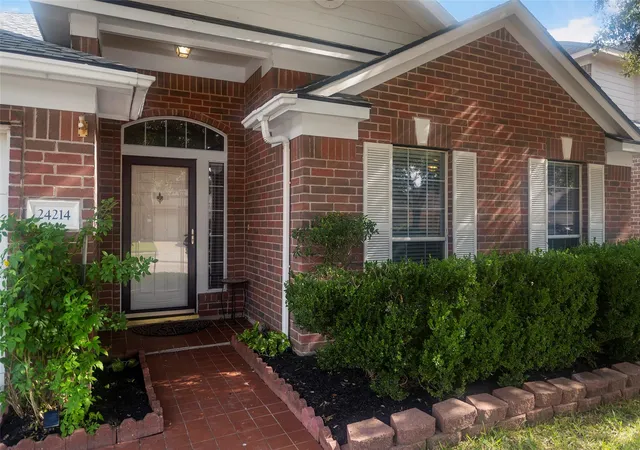 Photo 3 of Single family home for sale at 24214 Dan River Dr, Katy, TX 77493 | MLS# 98709626 | Listing updated on 2026-09-16