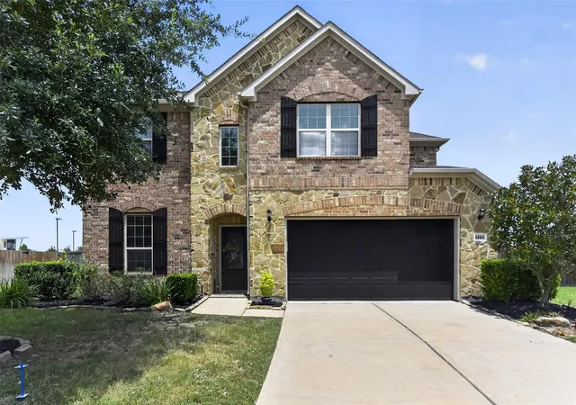 5th image of 1303 Ownby Ct, Pearland, TX 77581 | MLS# 10325349
