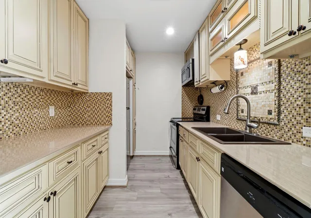 Photo 4 of Condo for sale at 203-c Lakeview Ter, Montgomery, TX 77356 | MLS# 81806977 | Listing updated on 2026-07-03