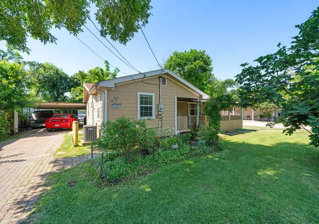 Photo 2 of Multi family home for sale at 230 Busch St, Houston, TX 77060 | MLS# 56899260 | Listing updated on 2026-08-12