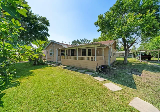 Photo 3 of Multi family home for sale at 230 Busch St, Houston, TX 77060 | MLS# 56899260 | Listing updated on 2026-08-12