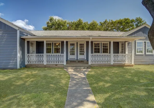 Photo 3 of Single family home for sale at 1114 W 5Th St, Freeport, TX 77541 | MLS# 72313610 | Listing updated on 2026-09-19