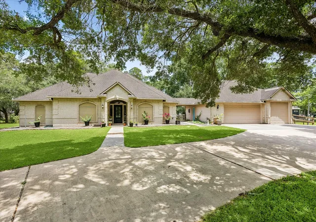 2nd image of 4803 County Road 197, Alvin, TX 77511 | MLS# 19225503