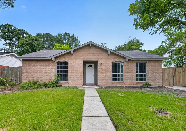 Photo 1 of Single family home for sale at 706 Buoy Rd, Houston, TX 77062 | MLS# 16062966 | Listing updated on 2026-09-21