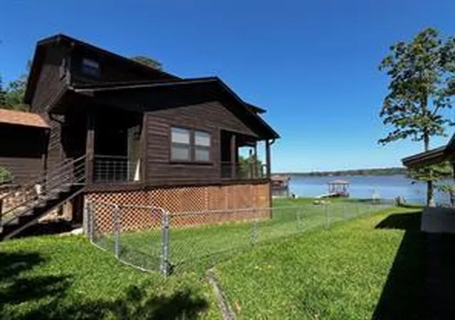 Photo 2 of Single family home for sale at 669 Lake Shore Dr, Trinity, TX 75862 | MLS# 42719122 | Listing updated on 2026-08-05